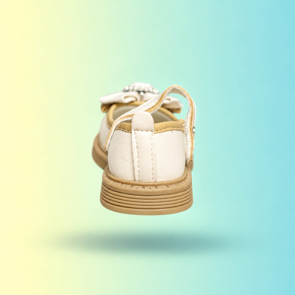 Macaw 7212 Party Shoes | Cream