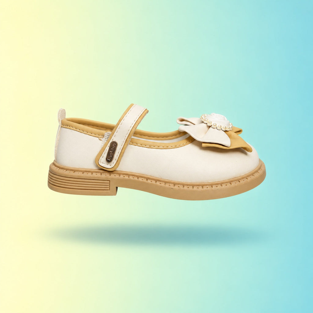 Macaw 7212 Party Shoes | Cream