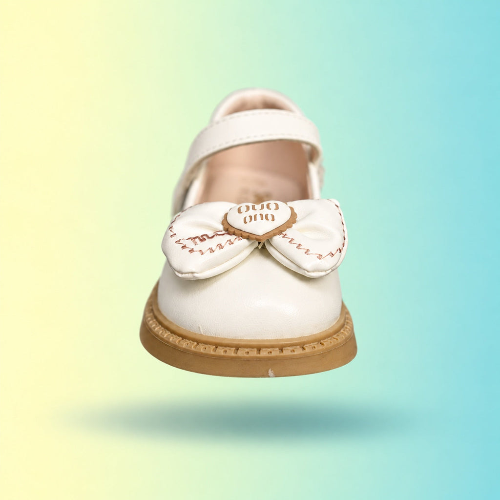 Macaw 7215 Party Shoes | White
