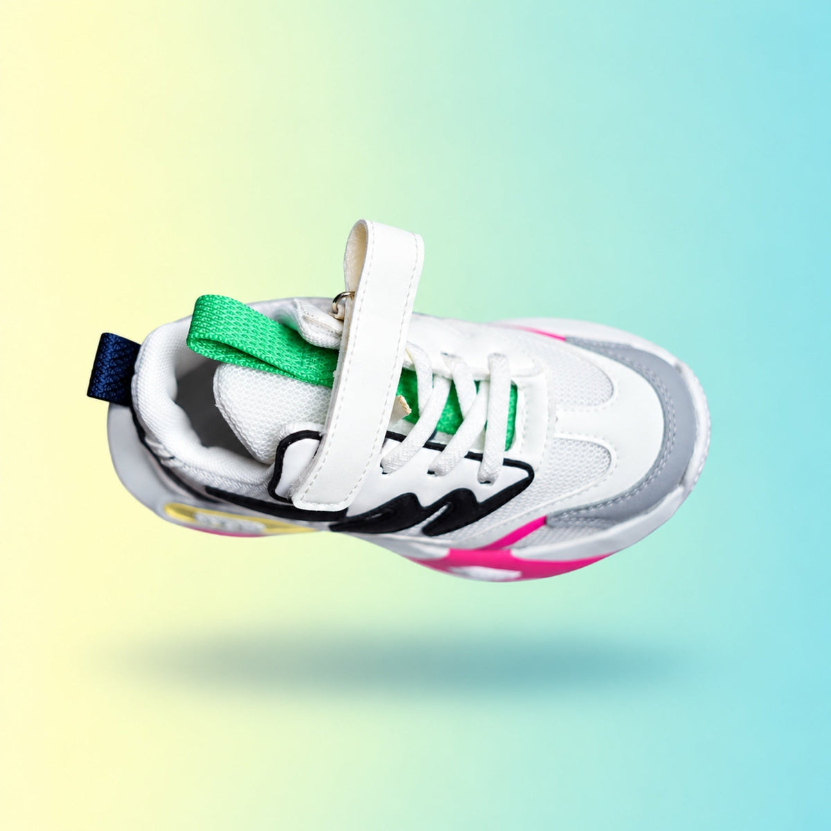 Raver 1001 Sneakers | White & Pink