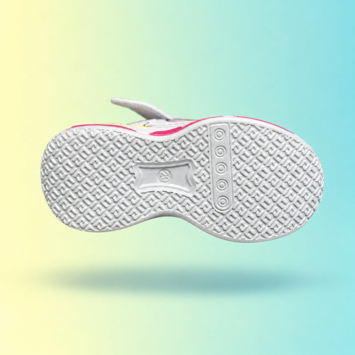 Raver 1001 Sneakers | White & Pink