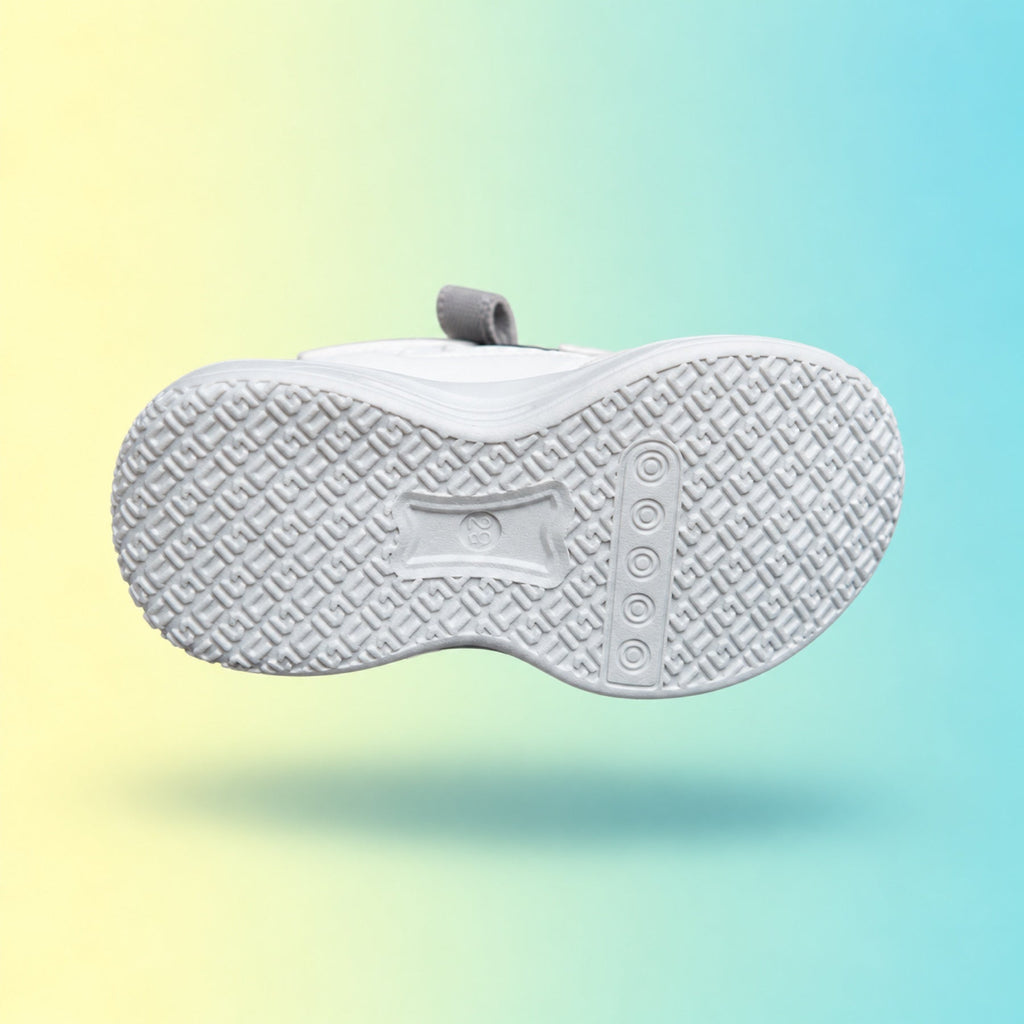 Raver 1001 Sneakers | White & Mint
