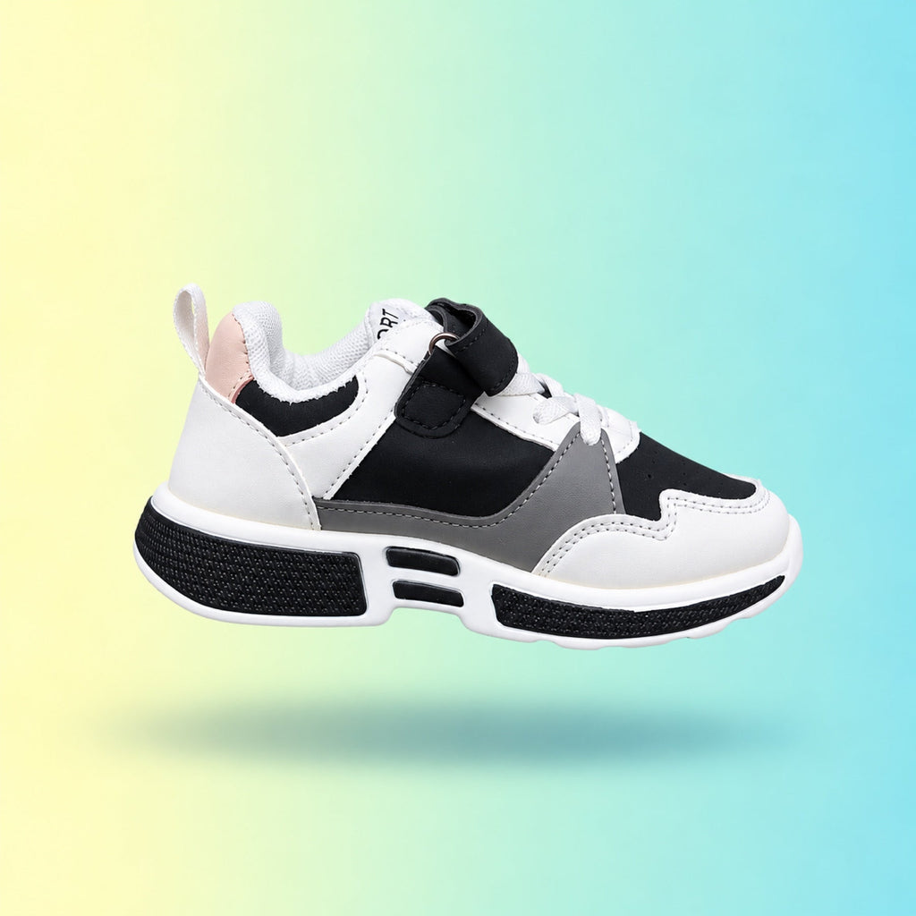 Raver 1002 Sneakers | White & Black