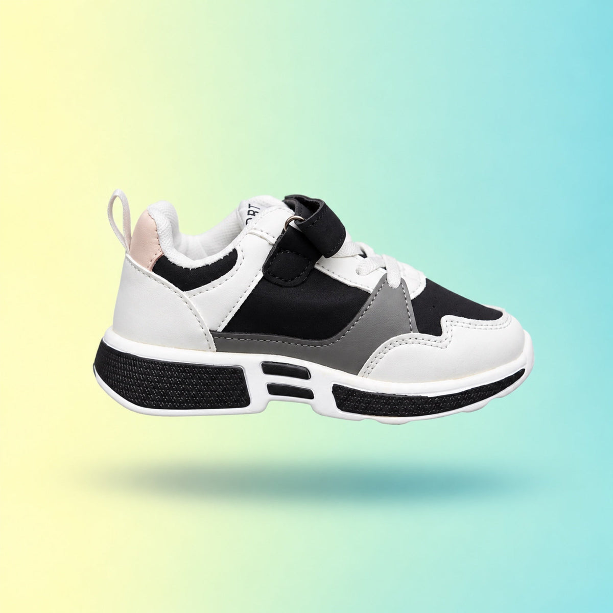 Raver 1002 Sneakers | White & Black