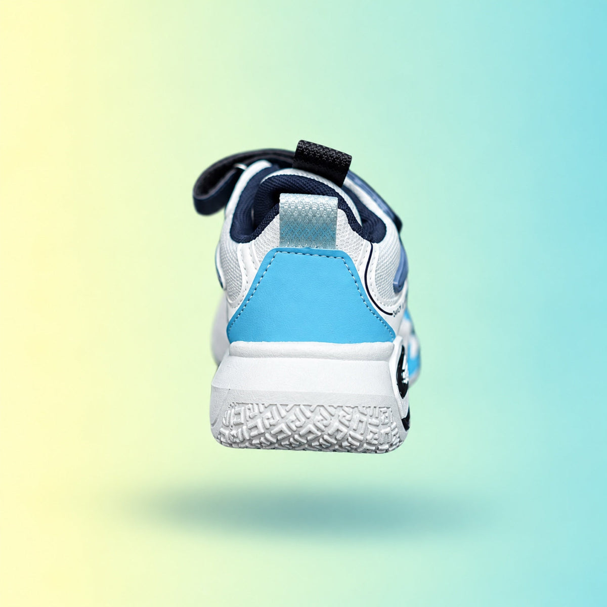 Raver 1001 Sneakers | White & Blue