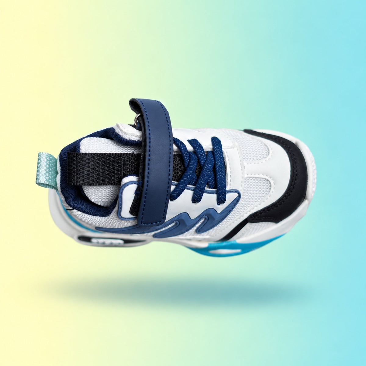 Raver 1001 Sneakers | White & Blue